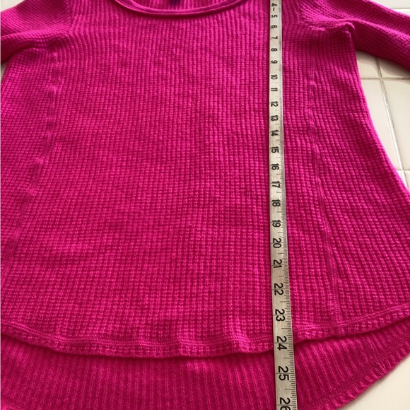 Aqua 100% Cashmere Hot Pink Scoop Neck Sweater From Bloomingdale's - Picture 7 of 10